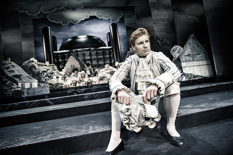Andreas Jebro - Erasmus Montanus (Aarhus Teater 2017)