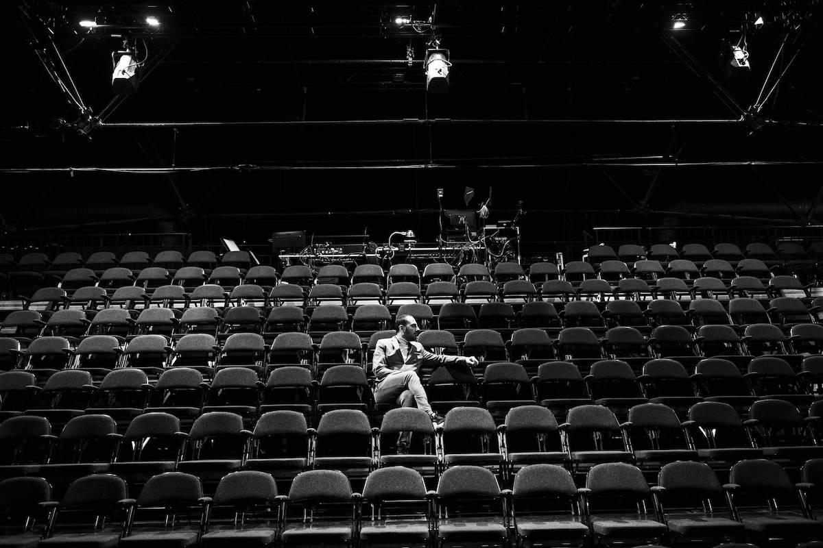 Sargun Oshana - Teater Republique