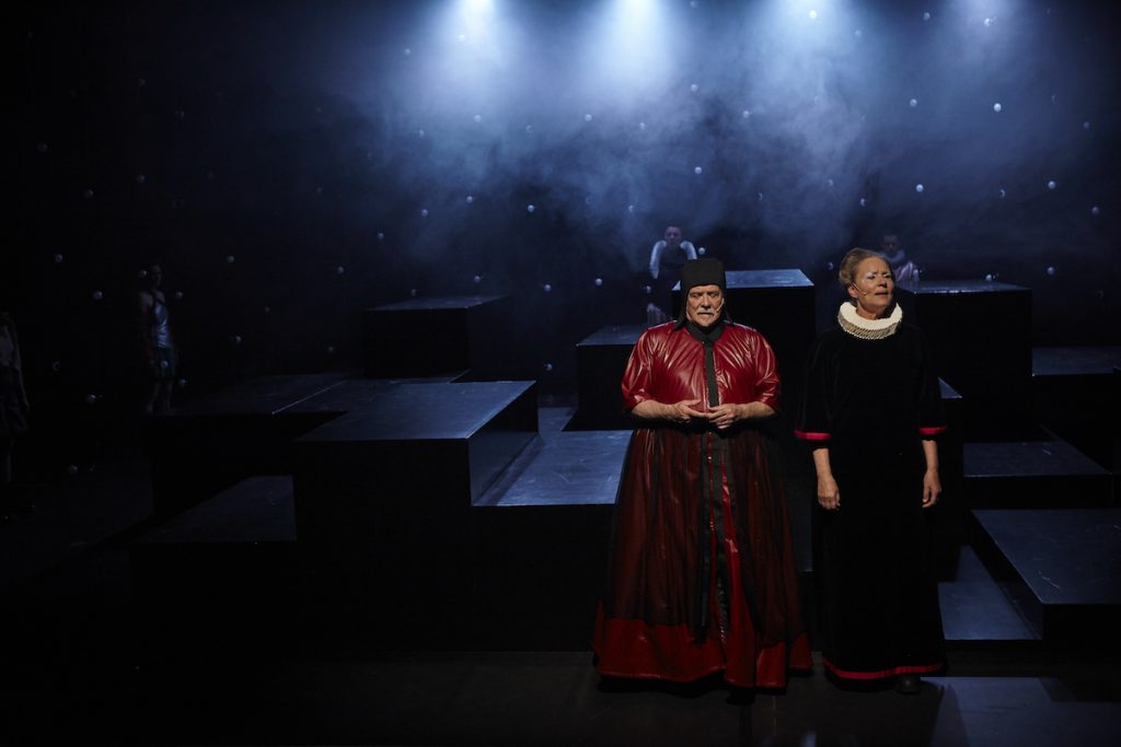 "Romeo + Julie" på Teatret Møllen
