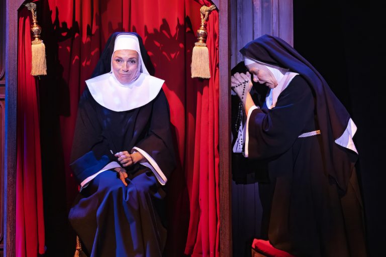 Sister Act - Det Ny Teater - Foto: Miklos Szabo