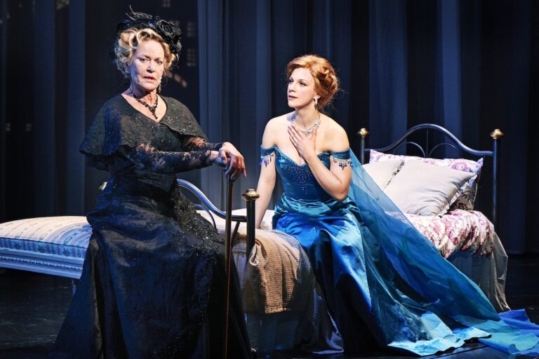 Anastasia - Det Ny Teater - Foto: Gudmund Thai