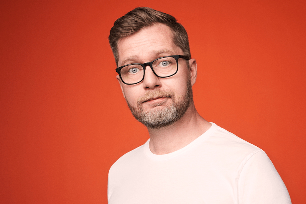 Lasse Rimmer er på turné med sit sjette onemanshow "Virkelig?".